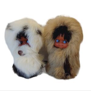 Vintage Alaskan Inuit Eskimo Set Of Dolls